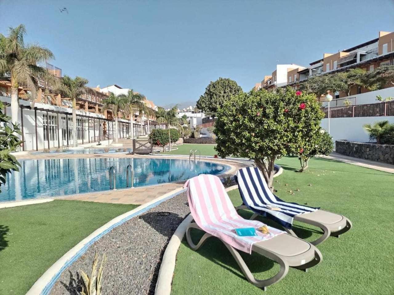Rentenerife Magec Swing & Sun Amarilla Golf سان ميغيل ذي أبونا المظهر الخارجي الصورة